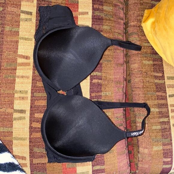 Calvin Klein black bra - 34b - Picture 1 of 4